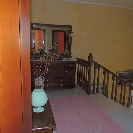 Lalu's Bed & Breakfast
