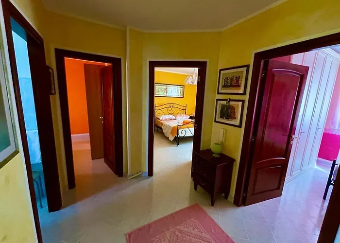 Lalu's Bed & Breakfast 3*