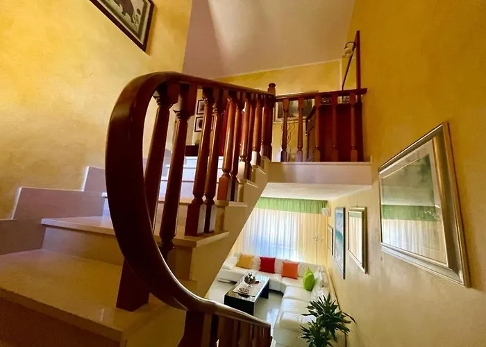 Lalu's Bed & Breakfast 3*